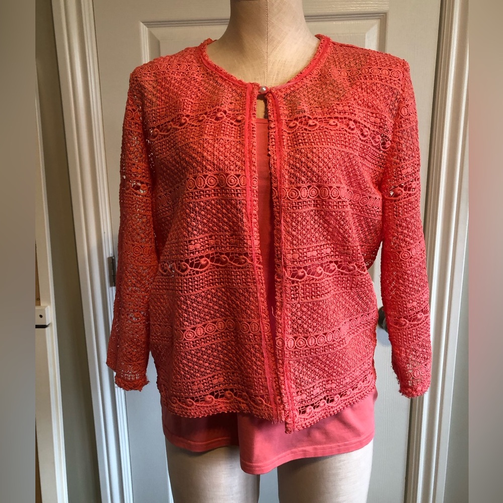 3/$40 Just White by SE 2 piece cardigan and sleeveless top